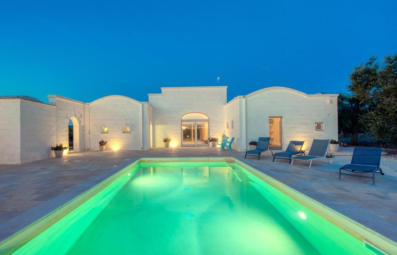 オストゥーニ Trullo Amelieヴィラ エクステリア 写真