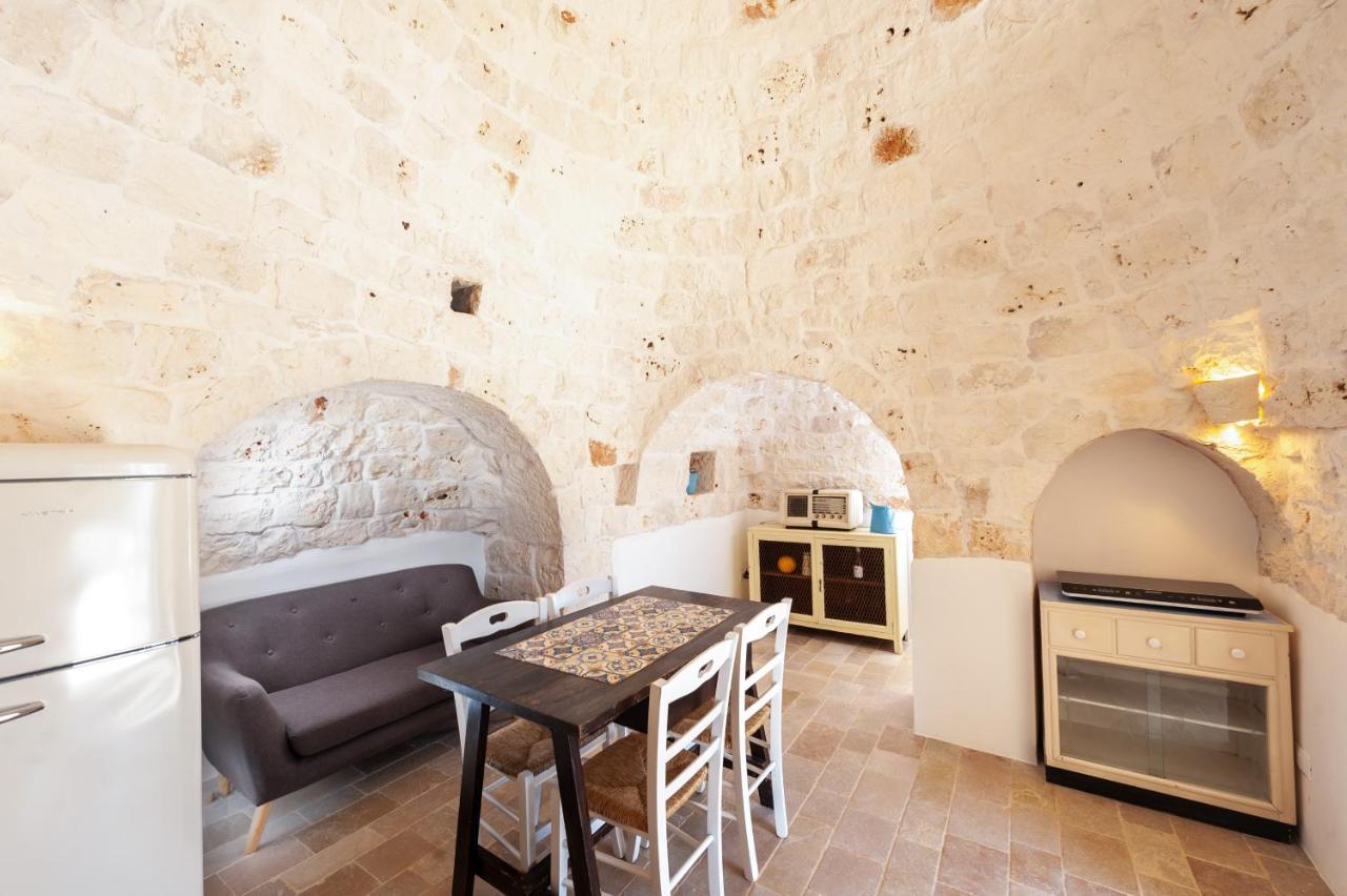 オストゥーニ Trullo Amelieヴィラ エクステリア 写真